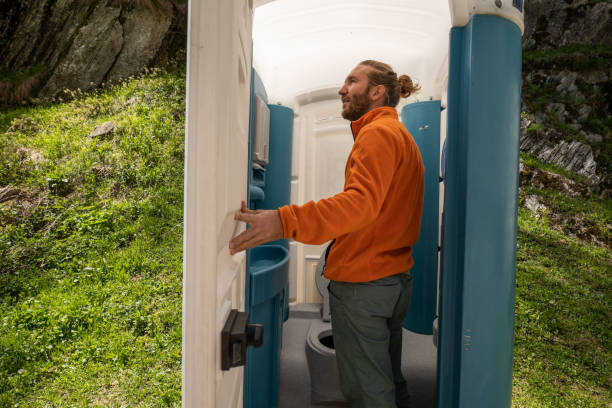 Best Portable restroom trailer rental  in Marlette, MI